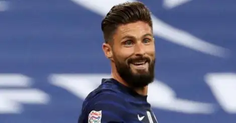 ‘Proud’ Giroud suggests change of plan after vowing to ‘fight until the end’