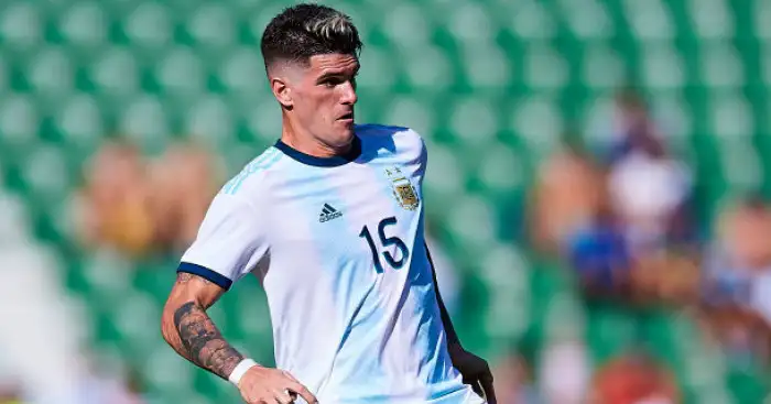 Talks ‘remain hot’ as Leeds get huge triple boost in Rodrigo De Paul hunt