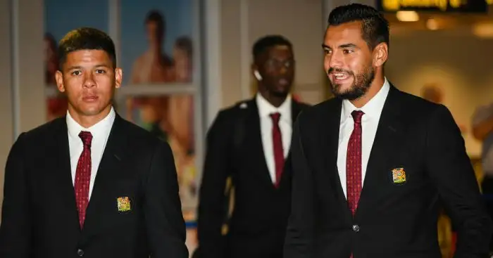 Veteran says goodbye to Man Utd as teammate prepares for identical exit