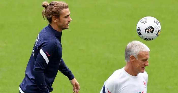 Griezmann in veiled Koeman dig after thanking Deschamps for France role