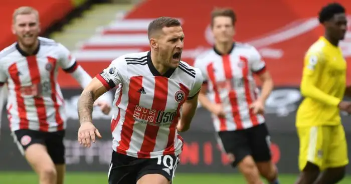 Spot-on Sharp strikes late to earn Sheff Utd point against Fulham