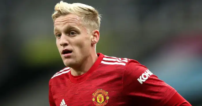 Dutch legend says Van de Beek will regret big-money move to Man Utd
