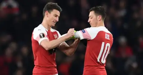 Recent Arsenal ace points to post-Wenger issues behind Ozil debacle