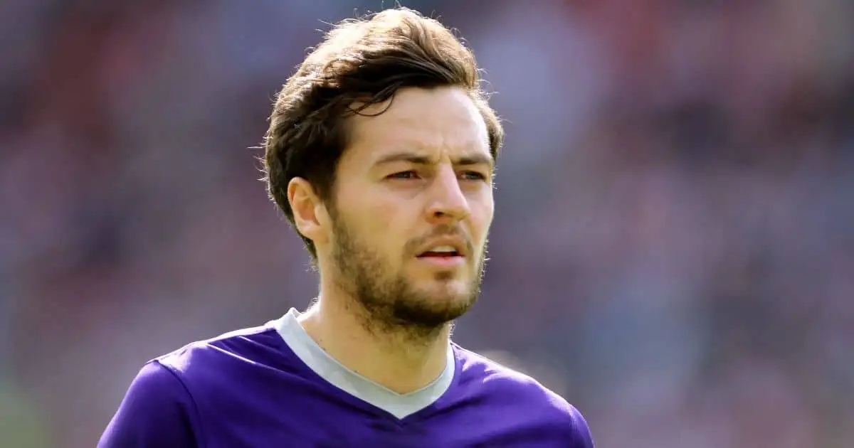 Tottenham ‘will play like Tottenham’, says Mason after exchanging texts with Pochettino