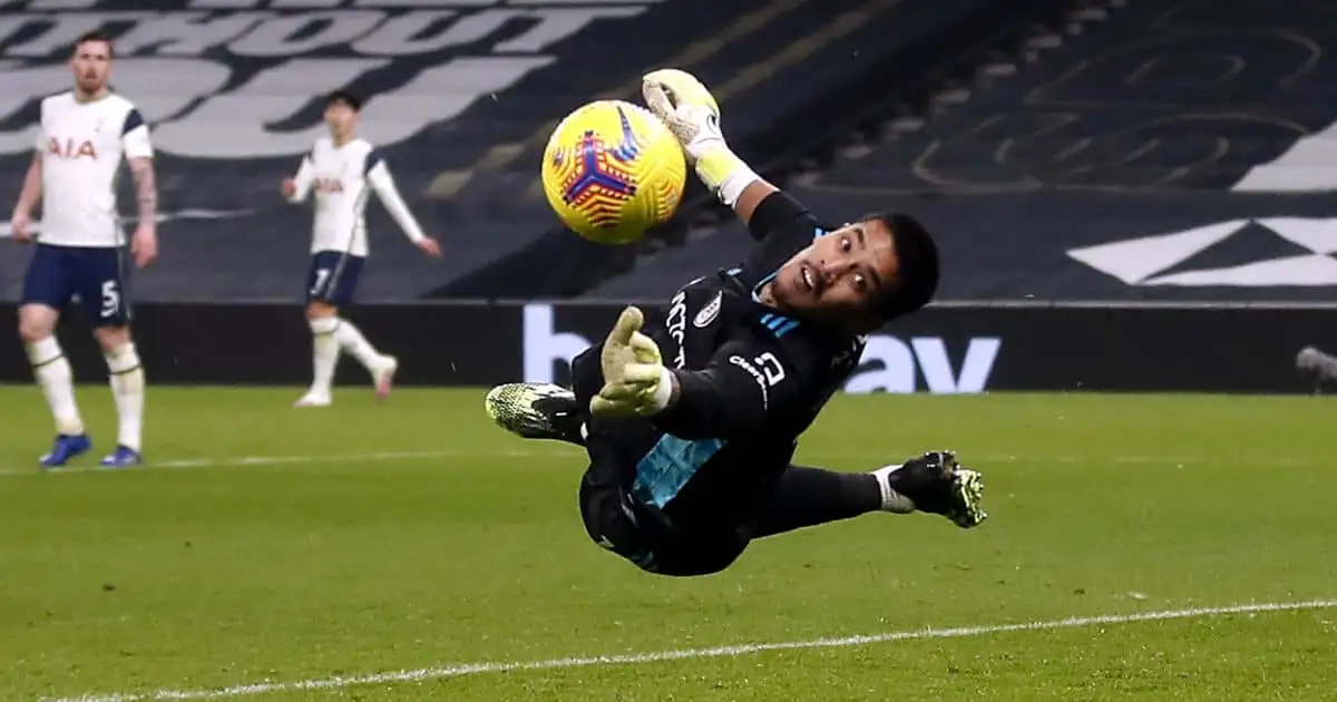 West Ham ‘very interested’ in frozen out player with Prem experience