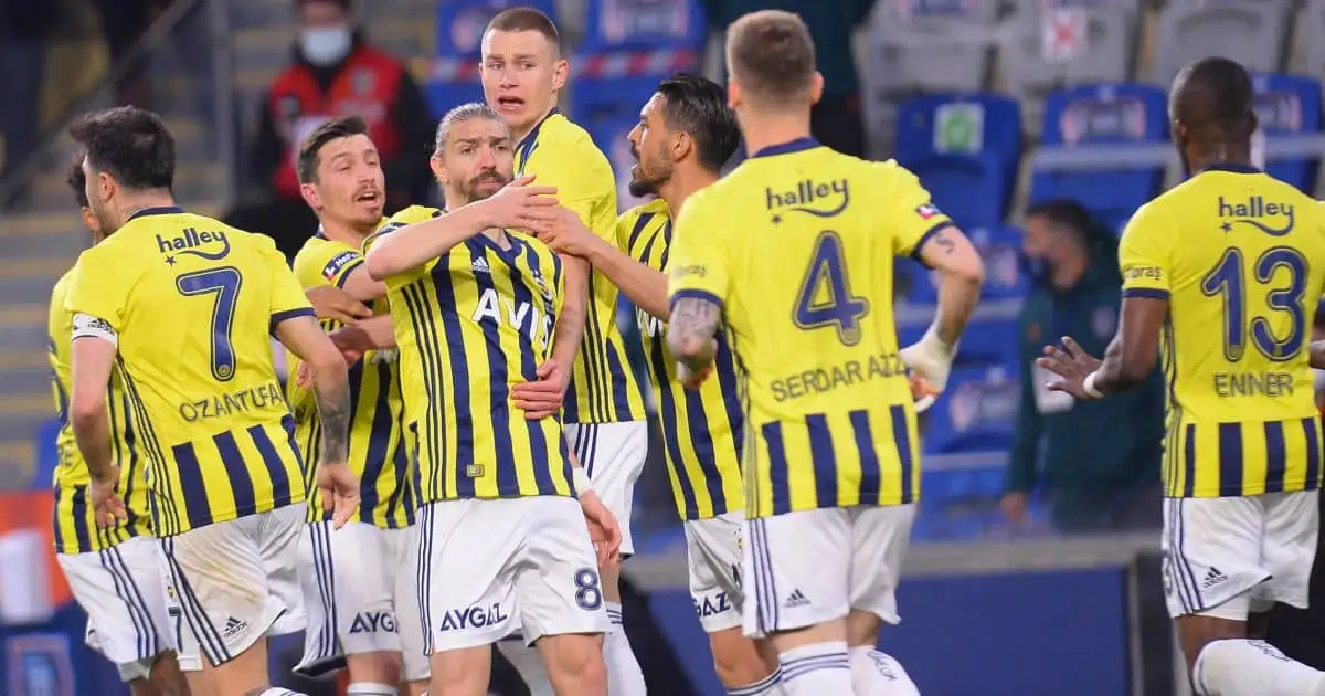 West Ham join queue for in-demand Hungarian but transfer master lurking