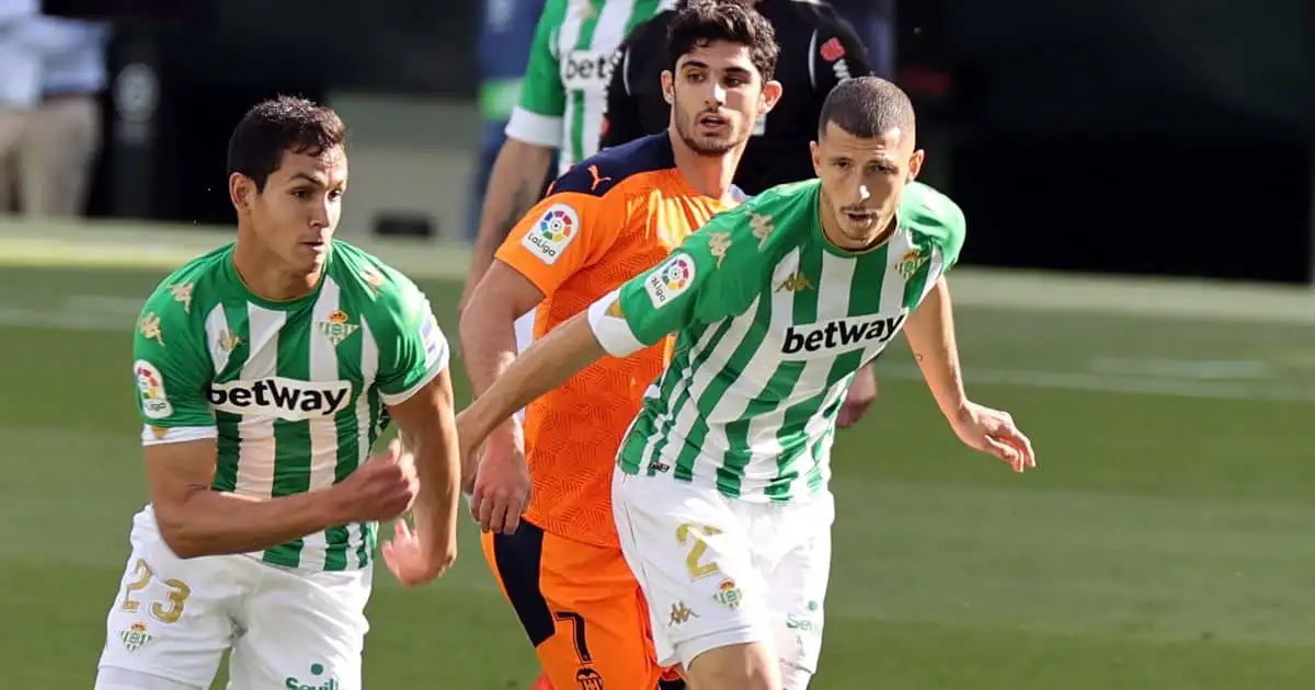 La Liga hard man backed to make Arsenal switch as asking price slashed