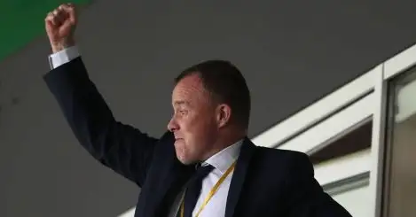 Leeds chief Kinnear talks chances of big transfer to ‘shut up’ rumours