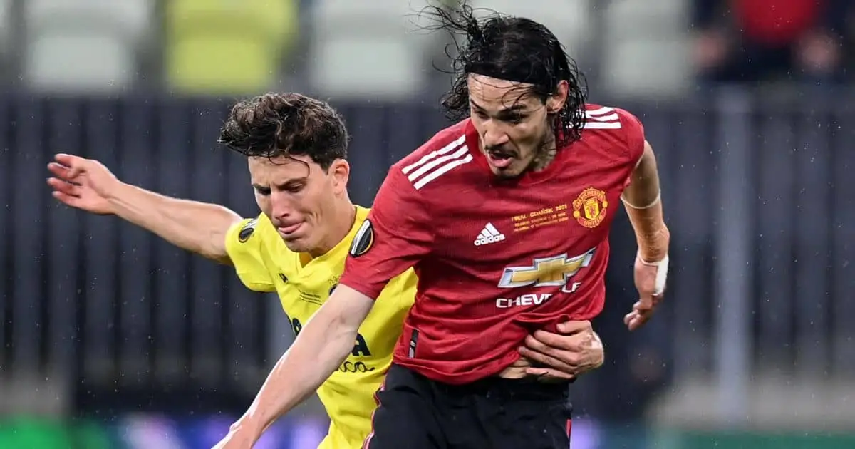 Pau Torres tackles Edinson Cavani Europa League final 2021