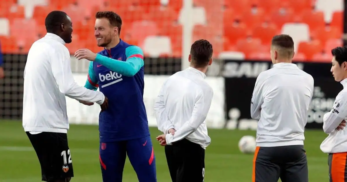 Everton keen on LaLiga back-up keeper but Prem giants lurking