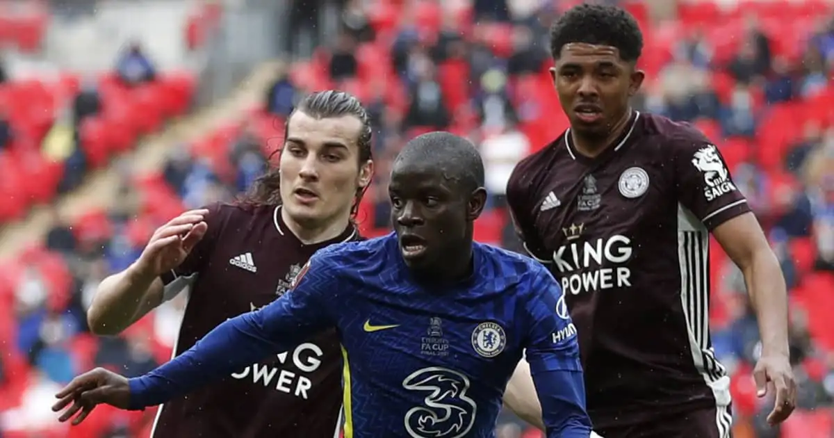 Man Utd centre-back hunt takes sudden turn with Prem star primed for talks
