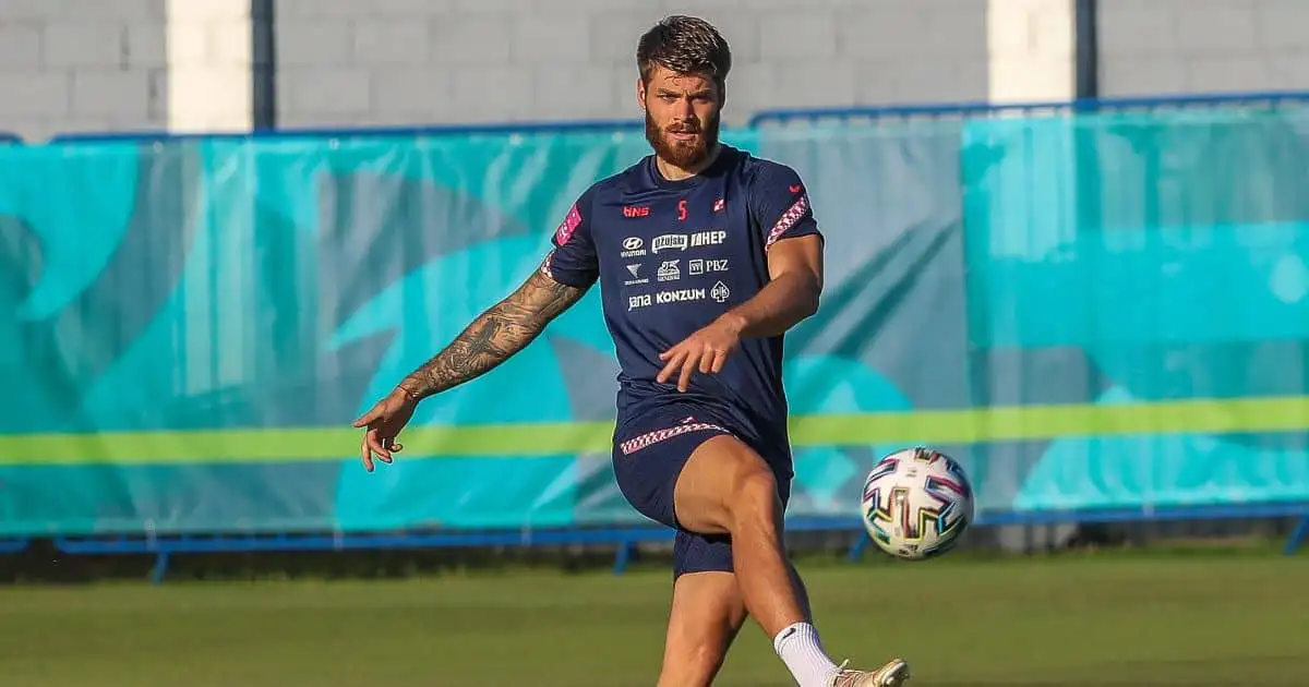 West Ham come up short in first bid for familiar centre-back