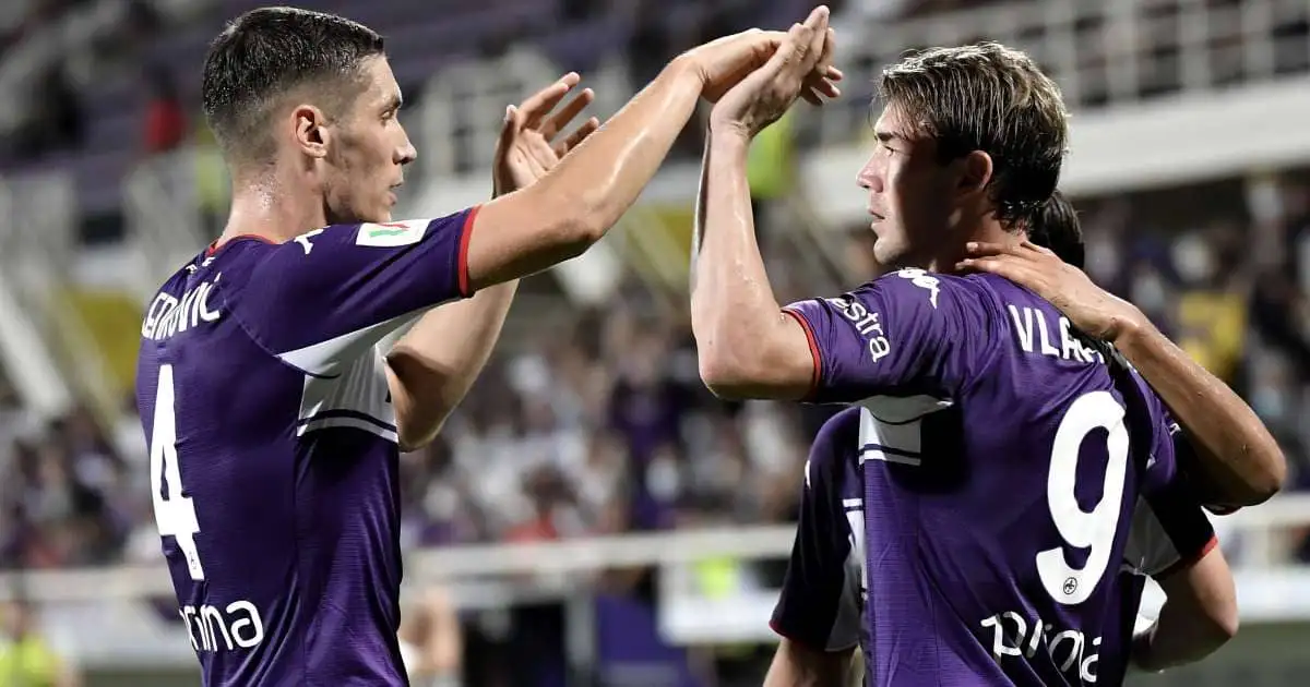 Nikola Milenkovic celebrating Fiorentina goal scored by Dusan Vlahovic
