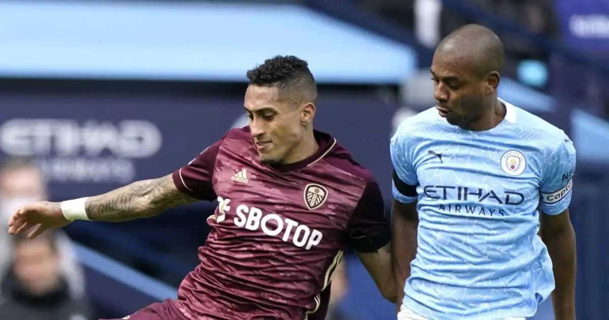Raphinha and Fernandinho battle in game between Manchester City and Leeds United
