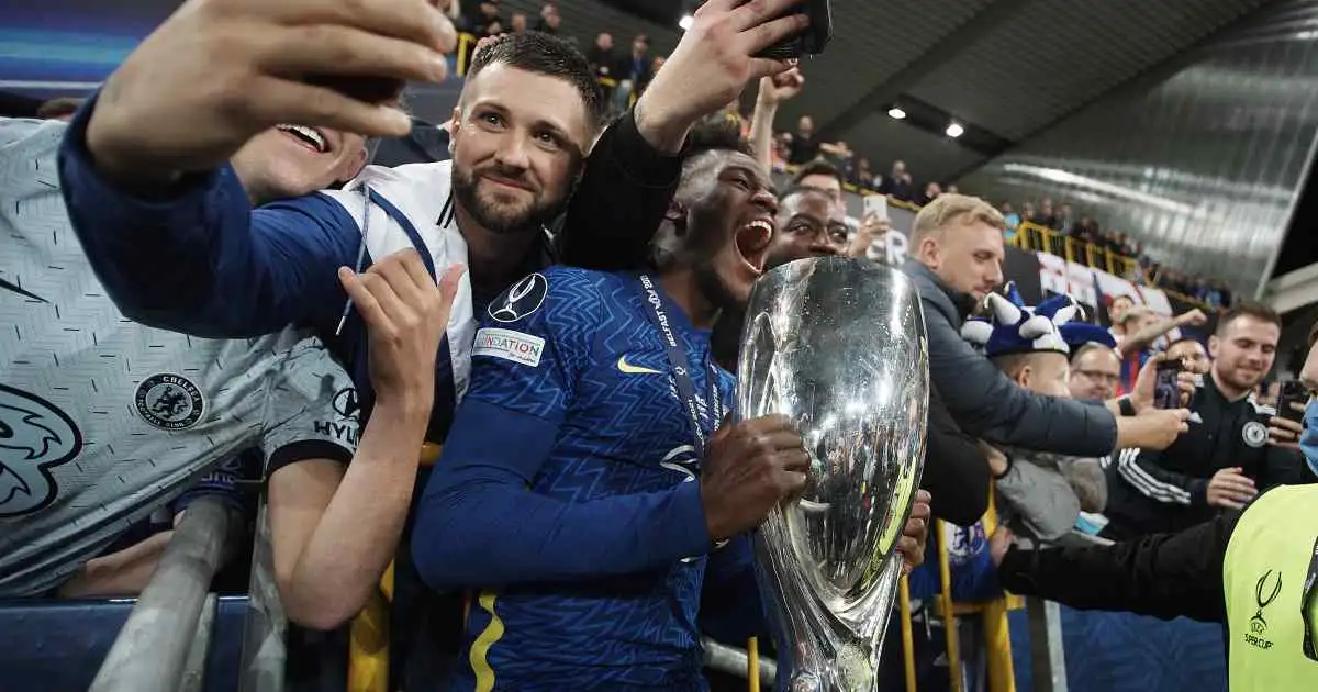 Chelsea attacker Callum Hudson-Odoi celebrates with the UEFA Super Cup, August 2021