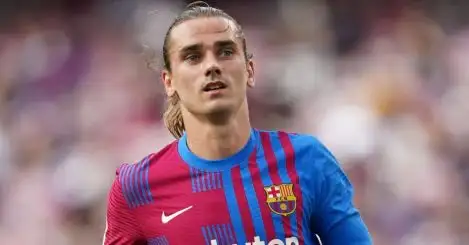 Antoine Griezmann re-joins Atletico Madrid as Barcelona line up shock replacement