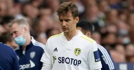 Diego Llorente reveals extent of injury as Leeds face defensive shortage