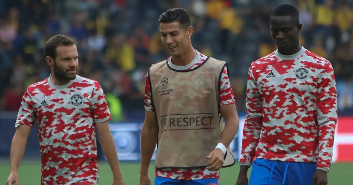 Man Utd offer could solve two problems with successful Chelsea deal the blueprint