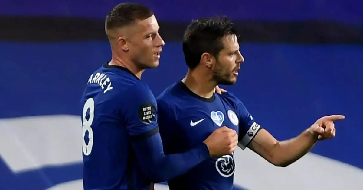 Ross Barkley and Cesar Azpilicueta celebrate a Chelsea goal