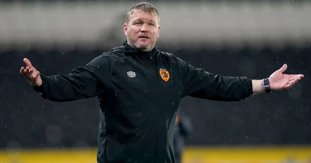 Hull City manager Grant McCann gestures during the Sky Bet Championship match