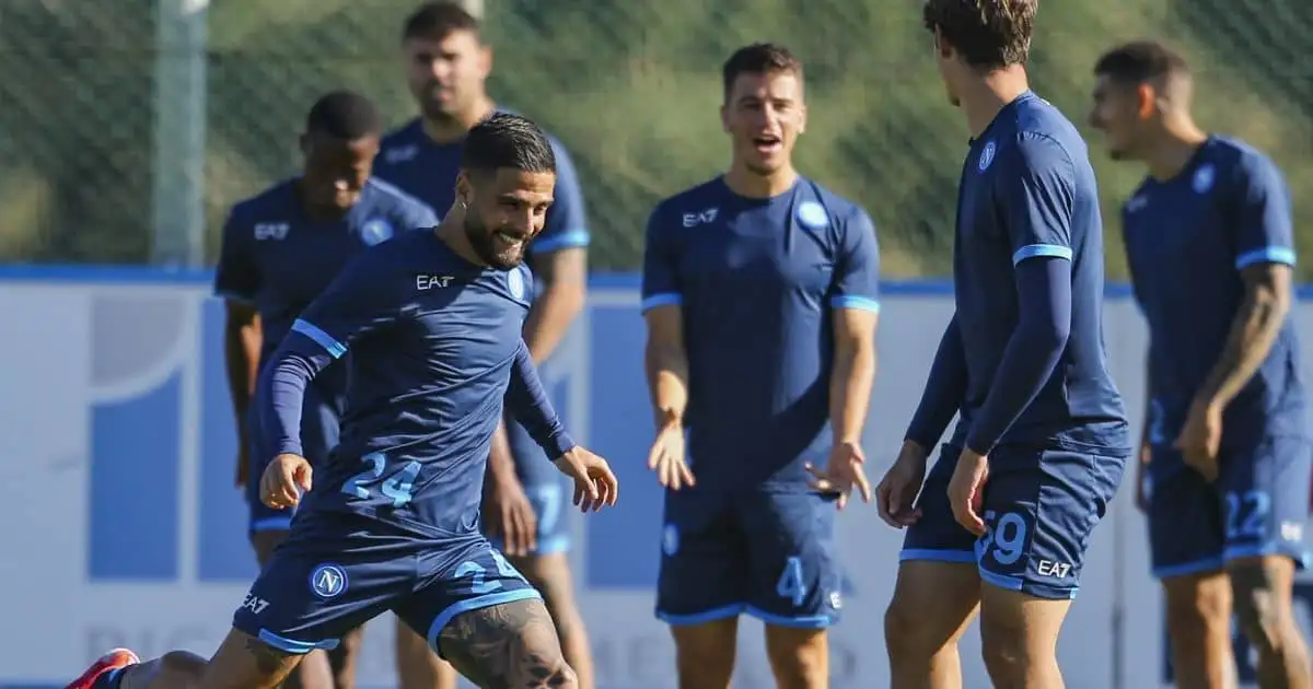 Man Utd compile transfer dossier on evergreen goalscorer, but concern holds deal back