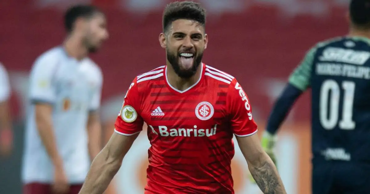 Yuri Alberto celebrates a goal for Internacional, August 2021