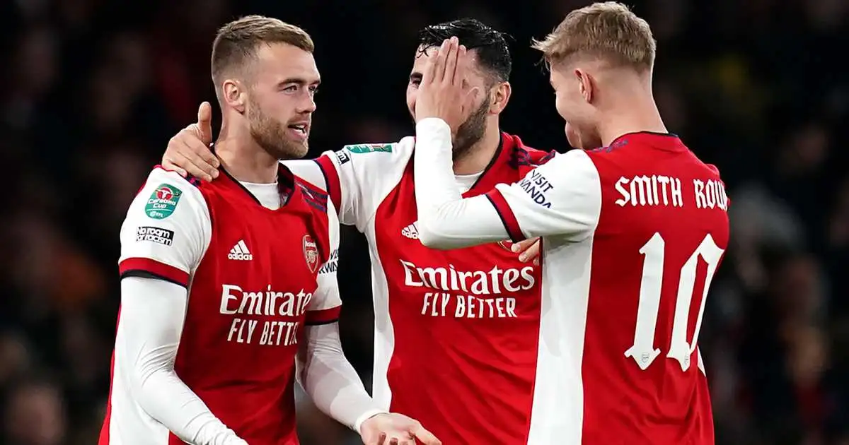 Everton plotting bargain basement Arsenal deal to cover Seamus Coleman