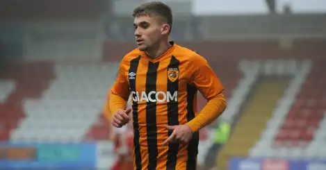 Hull City youngster returns to club after picking up serious knee injury