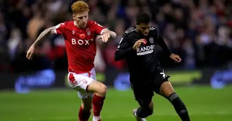 Nottingham Forest's Jack Colback and Sheffield United's Rhian Brewster battle for the ball during the Sky Bet Championship