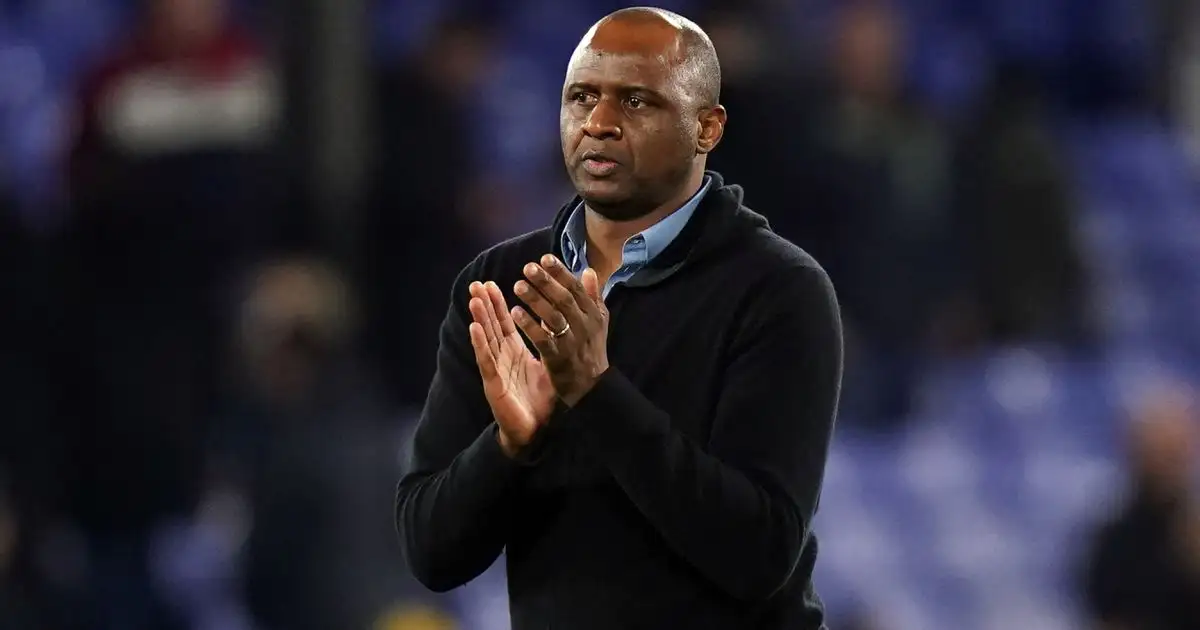 Patrick Vieira claps Crystal Palace fans after their draw with Southampton, December 2021