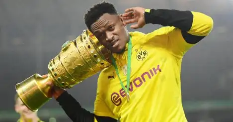 Issue making Dortmund ‘anxious’ emerges as Man Utd path to risky free agent clears