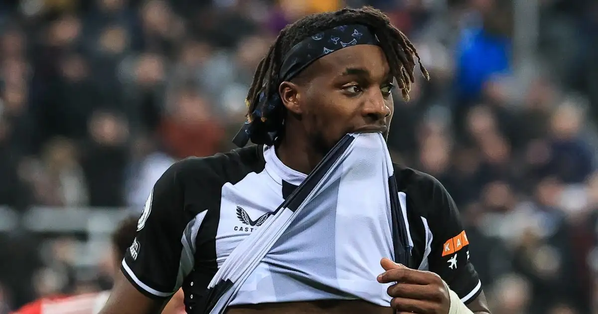 Allan Saint-Maximin challenges transfer guru as Lucas Digne future takes a twist