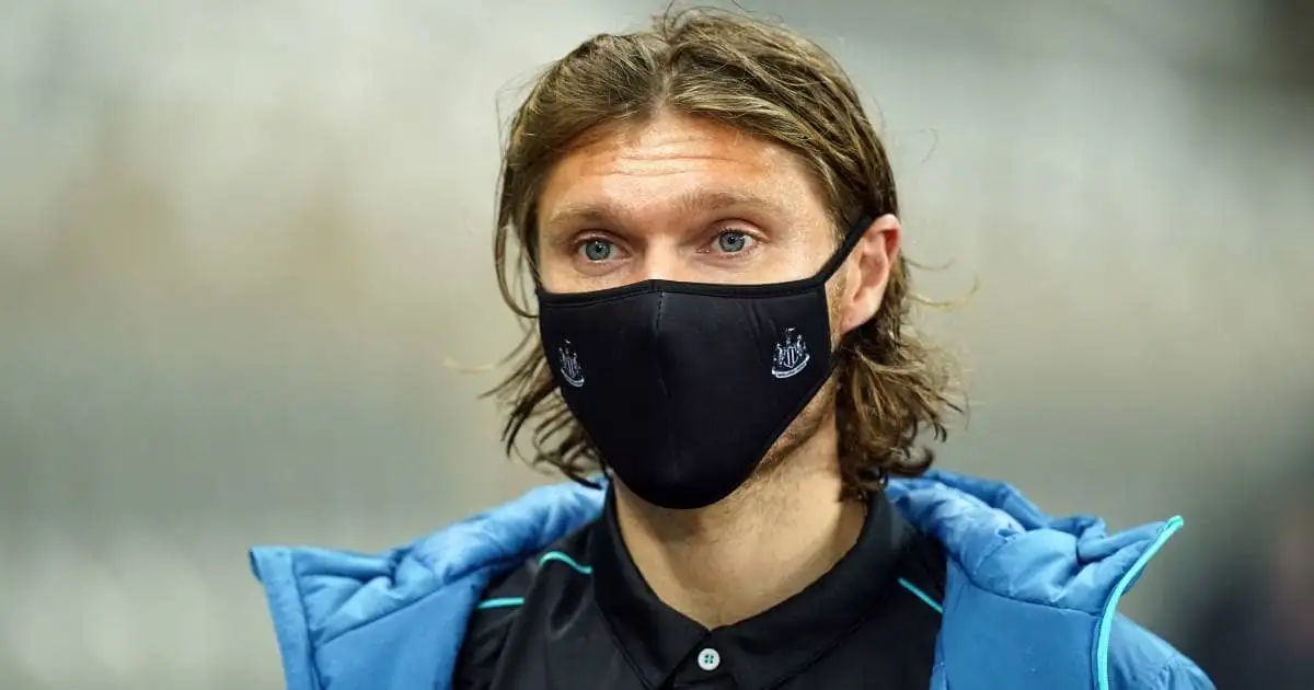 Jeff Hendrick arriving for a Newcastle United match