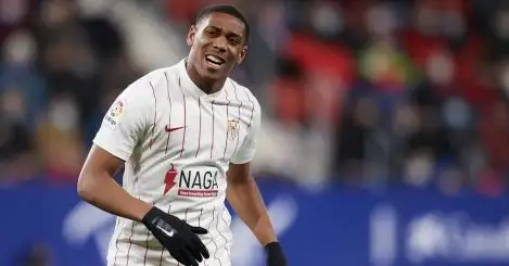 Lopetegui claims Martial perfect for three Sevilla roles, but gives Man Utd loanee second big warning