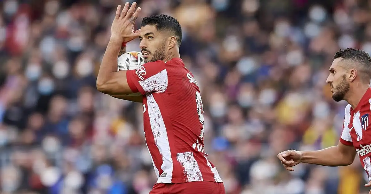 Reported Aston Villa target may leave Gerrard high and dry following contract update