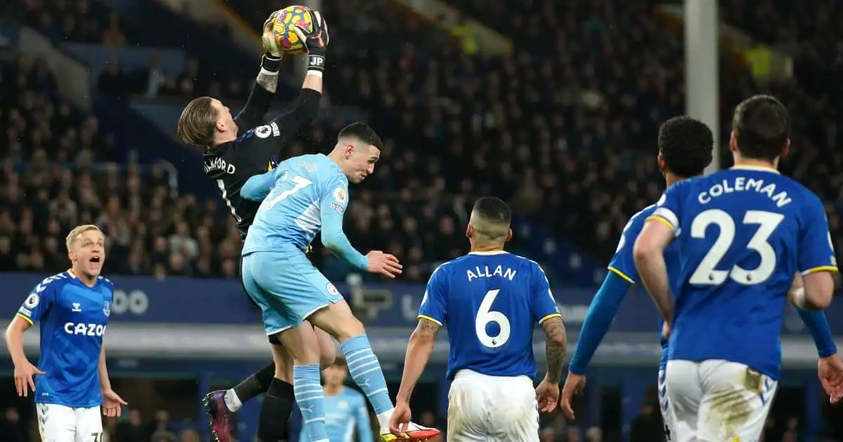 Foden the difference as Pickford heroics not enough to stop Man City juggernaut