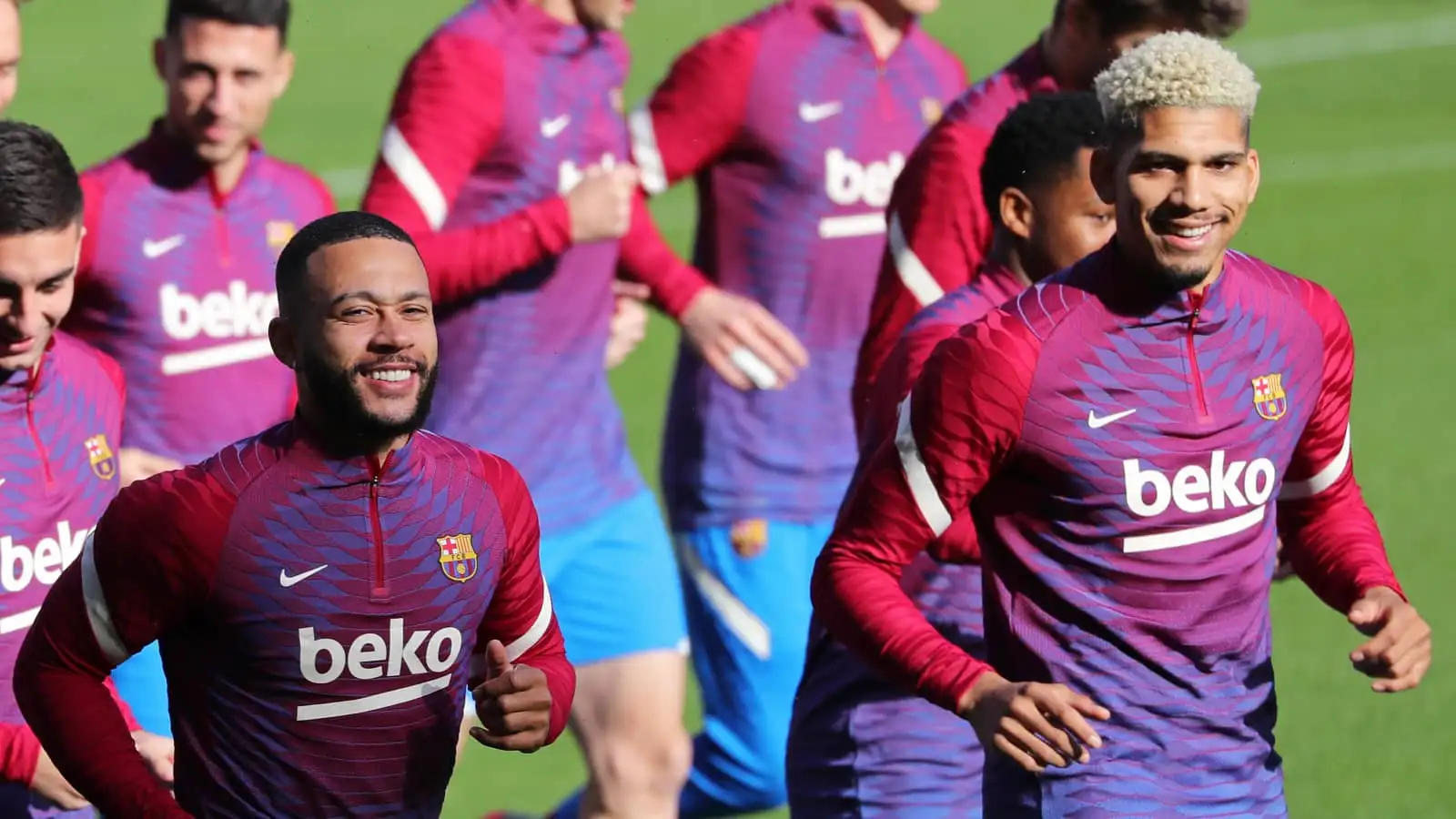 Barcelona pair Memphis Depay and Ronald Araujo