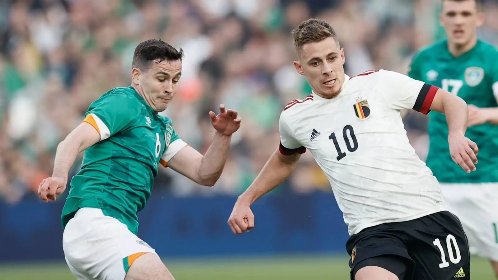 EXCLUSIVE: West Ham, Leeds chasing durable midfielder dreaming of second Prem shot