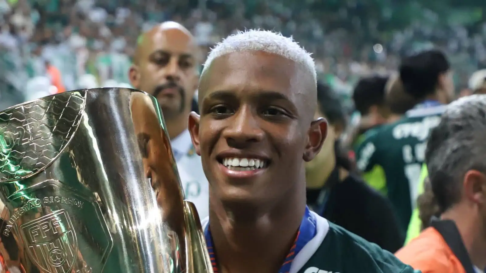 Brazilian youngster ‘needs to play’ in Premier League; Arsenal, Man Utd namechecked