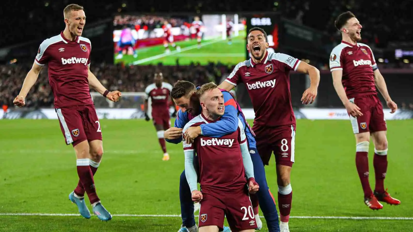 10-man West Ham claim draw from first leg of Europa League quarter-final with Lyon