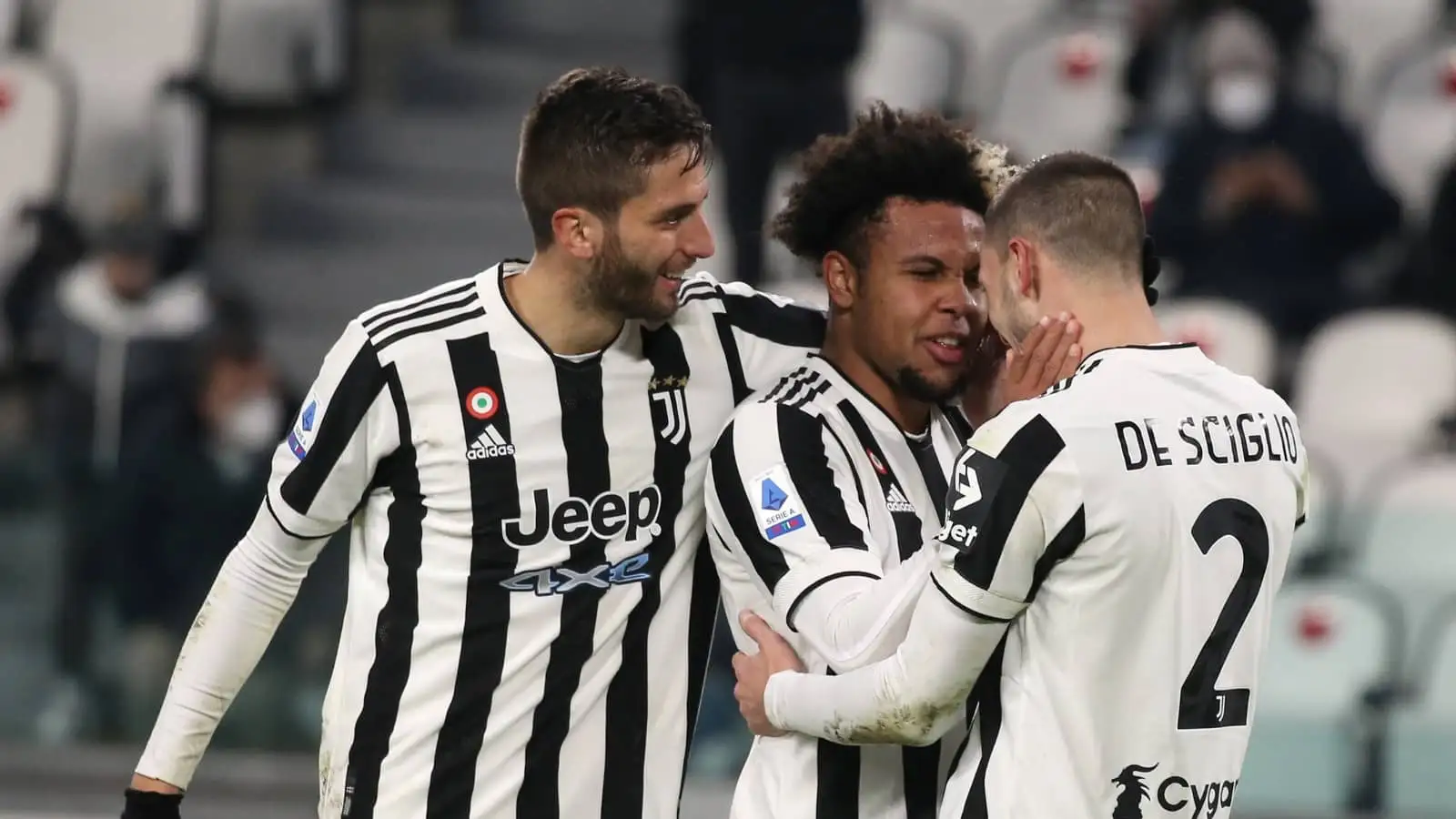 Out of favour Juventus midfielder snubs Aston Villa in favour of move to Chelsea or Tottenham