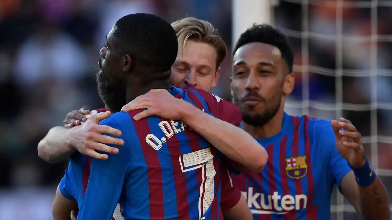Xavi responds to Man Utd links to Barcelona star amid claims Ten Hag plans to bin off four midfielders