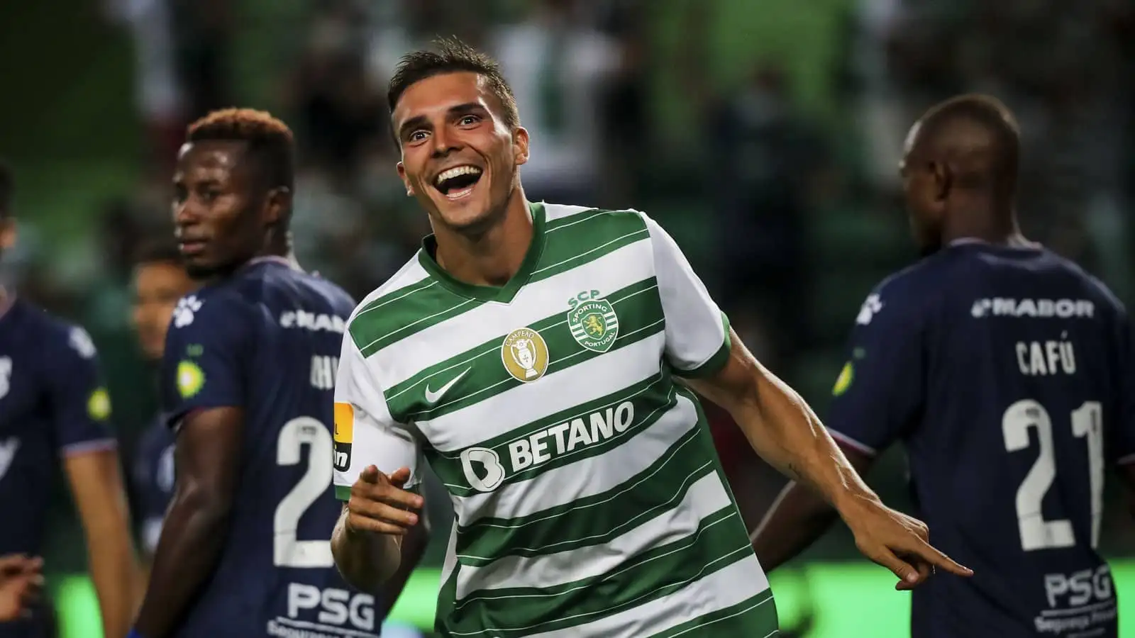 Transfer gossip: Tottenham to make opening bid for dominant defensive midfielder