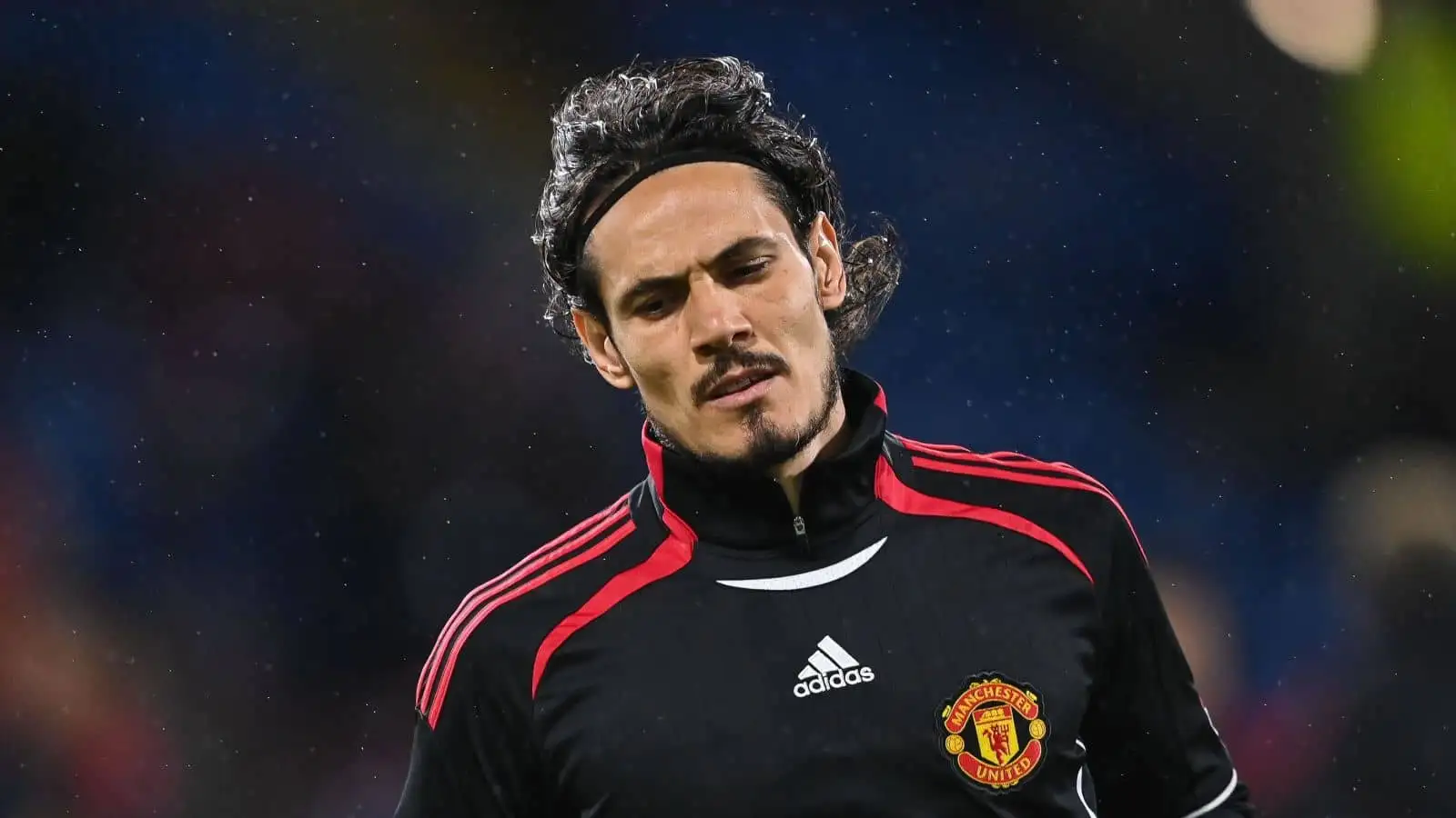 Edinson Cavani Man Utd striker, warming up before Premier League game against Burnley at Turf Moor