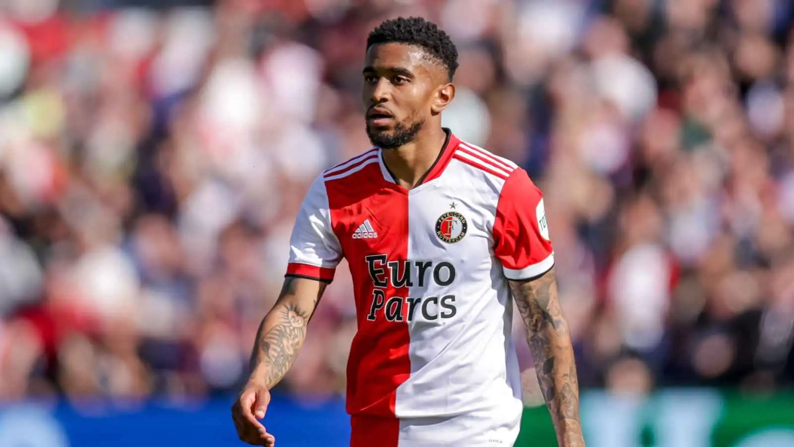 Reiss Nelson during a Feyenoord match