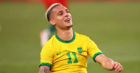 Antony transfer latest: Brazil star makes clear Man Utd thoughts as he teases Ten Hag offer