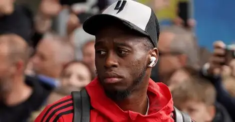 Man Utd transfer news: Fabrizio Romano reveal suggests Wan-Bissaka replacement has been found