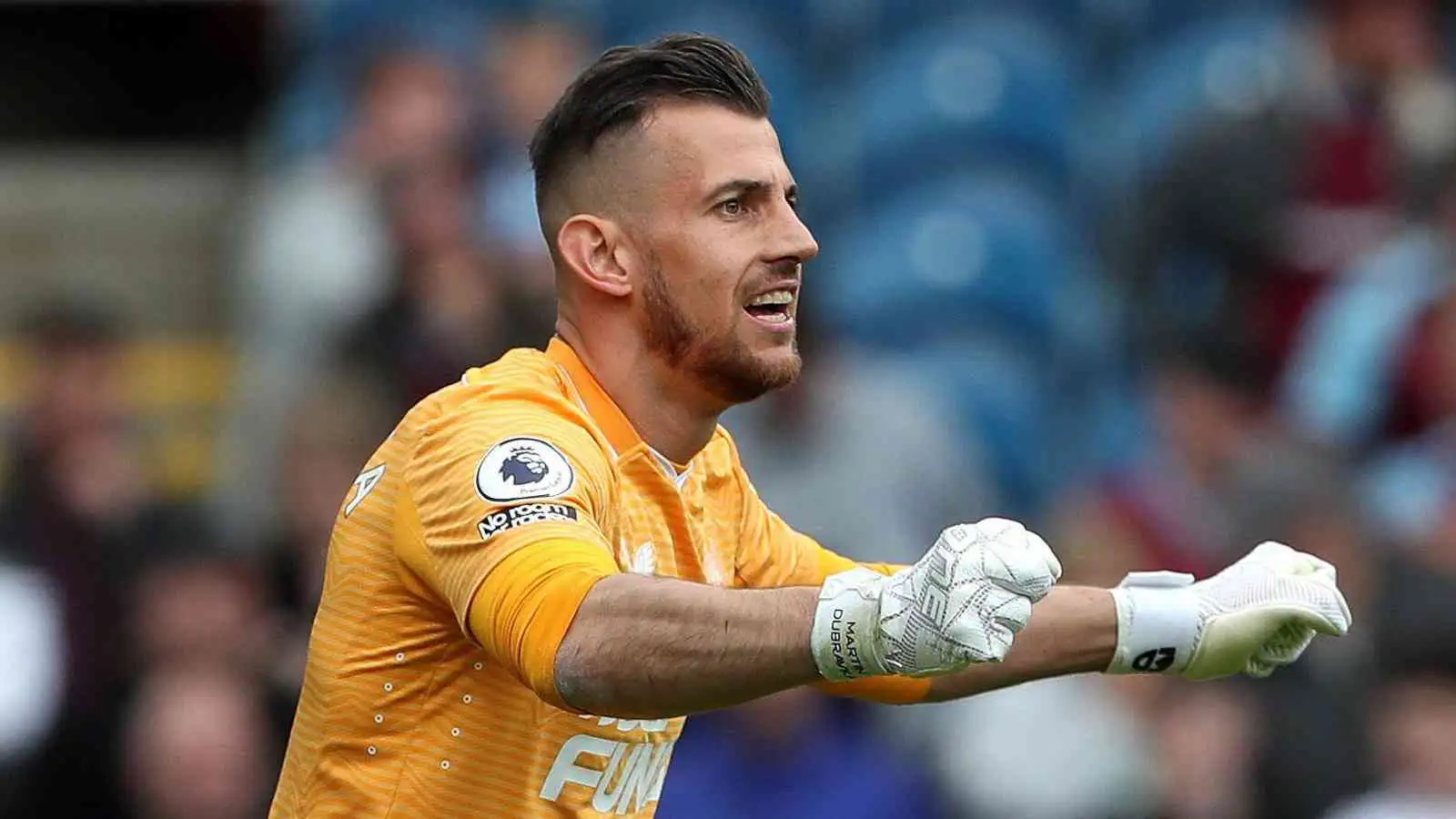 Man Utd secure ‘agreement in principle’ for new backup goalkeeper, as Fabrizio Romano confirms deal is close