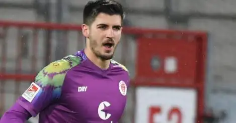Wolves transfer news: Bruno Lage faces competition from two clubs in the race to sign Nikola Vasilj