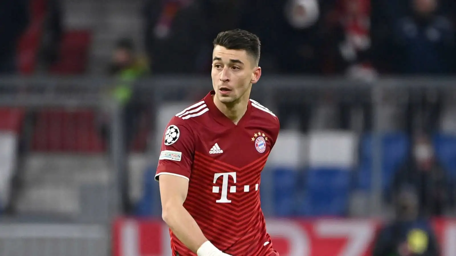 Leeds United face unwanted headache from ominous rivals in pursuit of Marc Roca